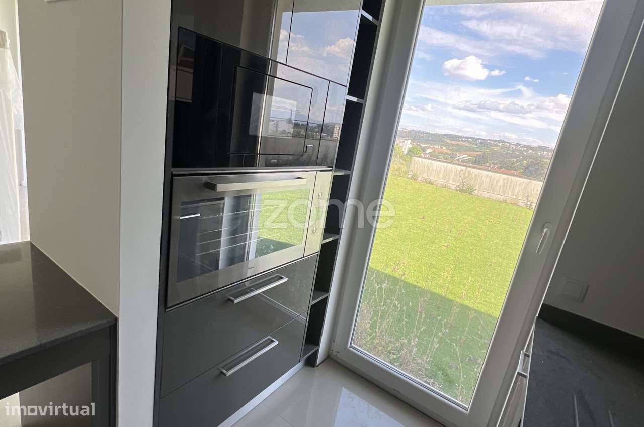 Apartamento, 273 m², Vila Real (Nossa Senhora da Conceição, São Pedro e São Dinis)-3