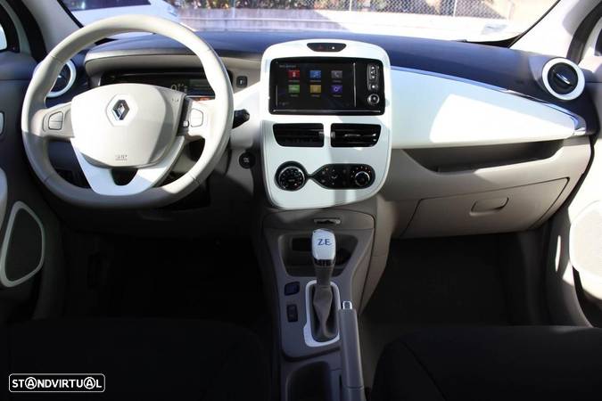 Renault Zoe (s/ Bateria) 22 kwh Life - 16