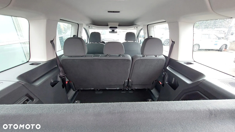 Ford Tourneo Connect Grand - 21