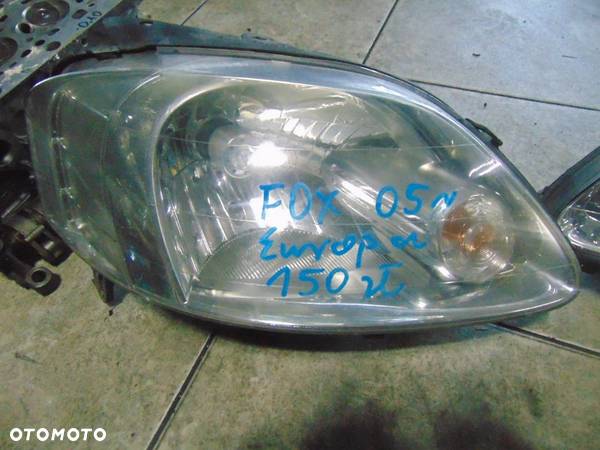 Lampa przód prawa VW FOX 2005 rok - 1