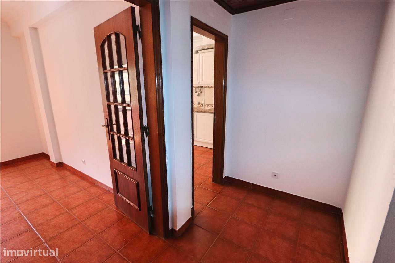 Apartamento T3 com 126 m² na Quinta do Conde.-4