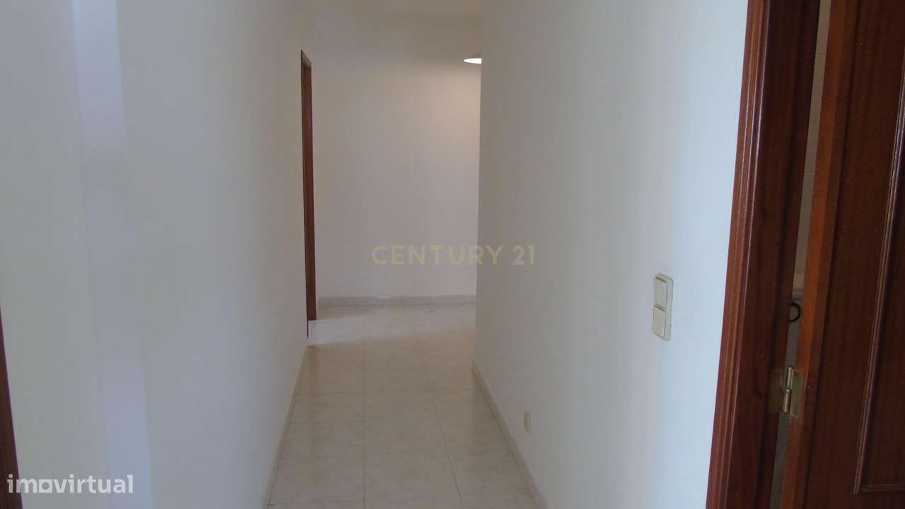 Apartamento T1 em São Marcos - Grande imagem: 4/28