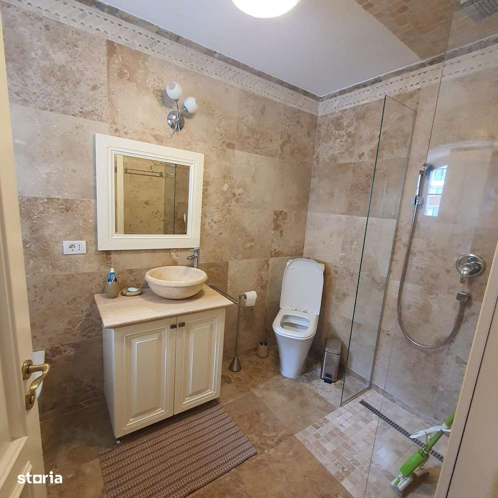 Vila Tip Duplex, 8 Camere, Teren 1100 Mp, Finisajele de Lux-16