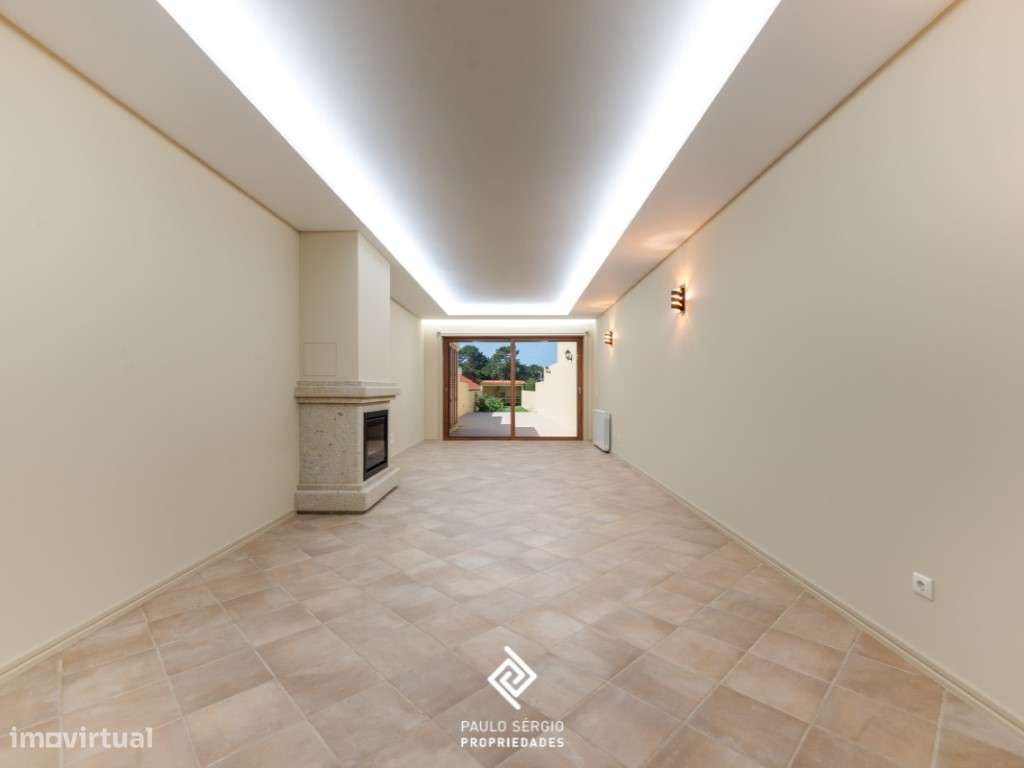 Moradia T2 Renovada em Santa Marinha - Vila Nova de Gaia - Grande imagem: 4/19