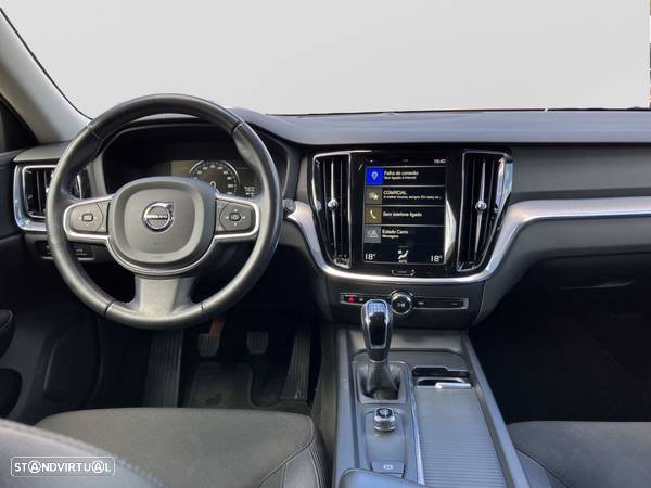 Volvo V60 2.0 D3 Momentum - 11