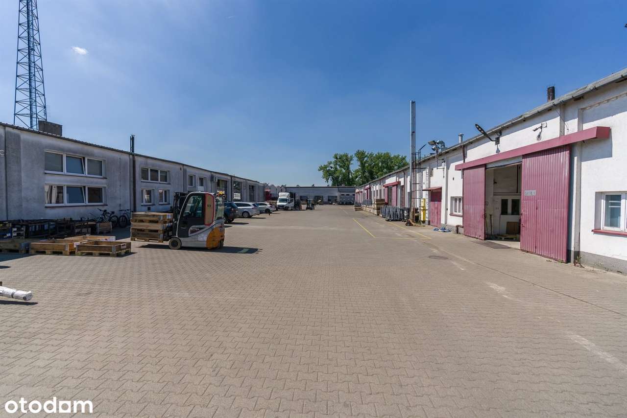 Obiekt produkcyjno - magazynowy z zapleczem.-8