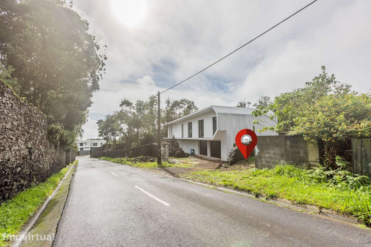 Terreno rústico na Malaca, Lagoa. - Grande imagem: 2/3