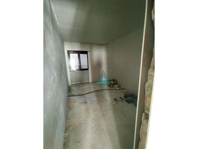 NOVIDADE * * T2 TOTALMENTE REMODELADO * * QUINTAL-16