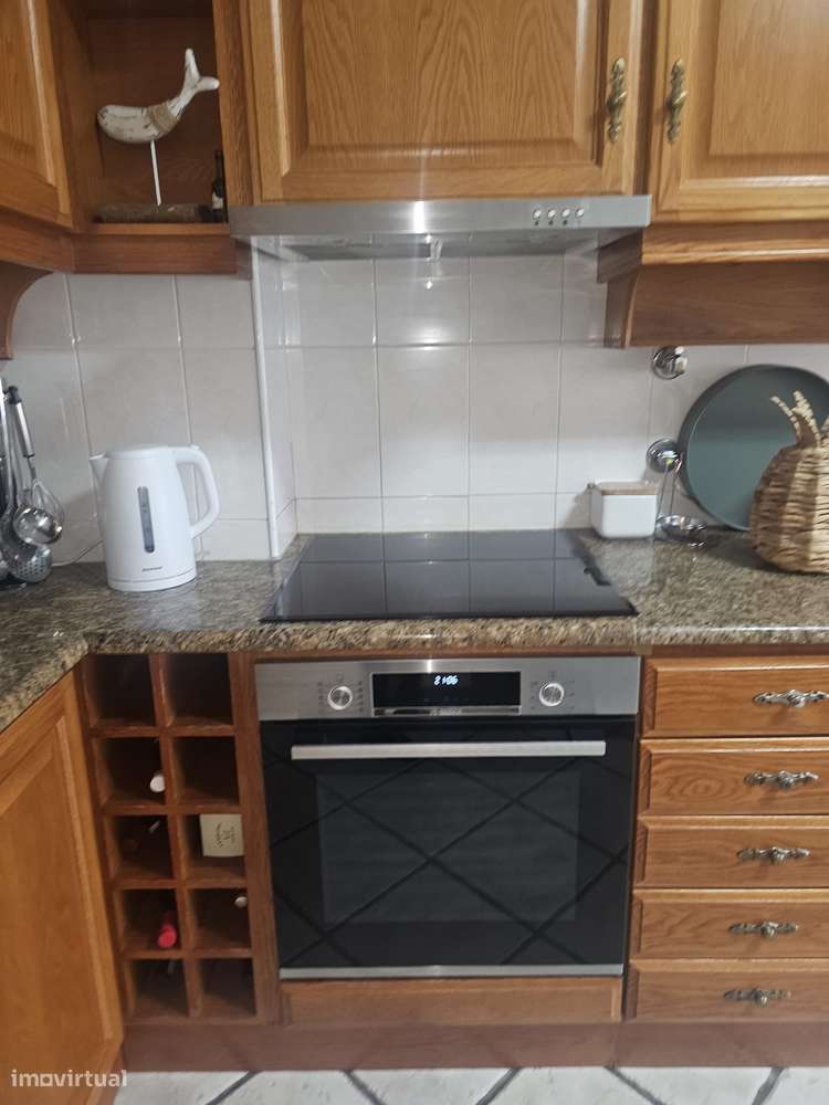 Apartamento T3 - 1º andar , Remodelado no Centro do Entroncamento-13