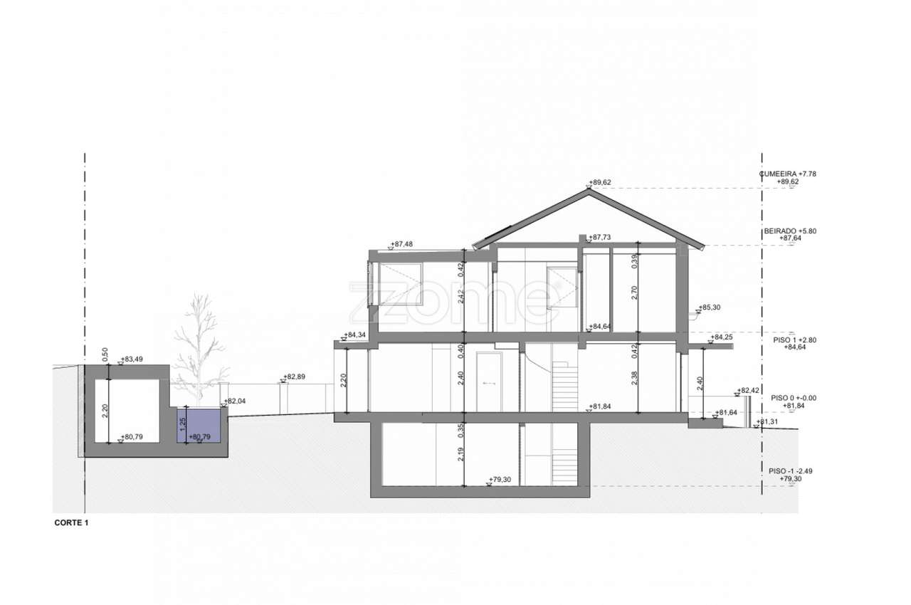 Moradia com Projeto Moderno em Aprovação – Bairro da Encarnação Lis... - Grande imagem: 4/23