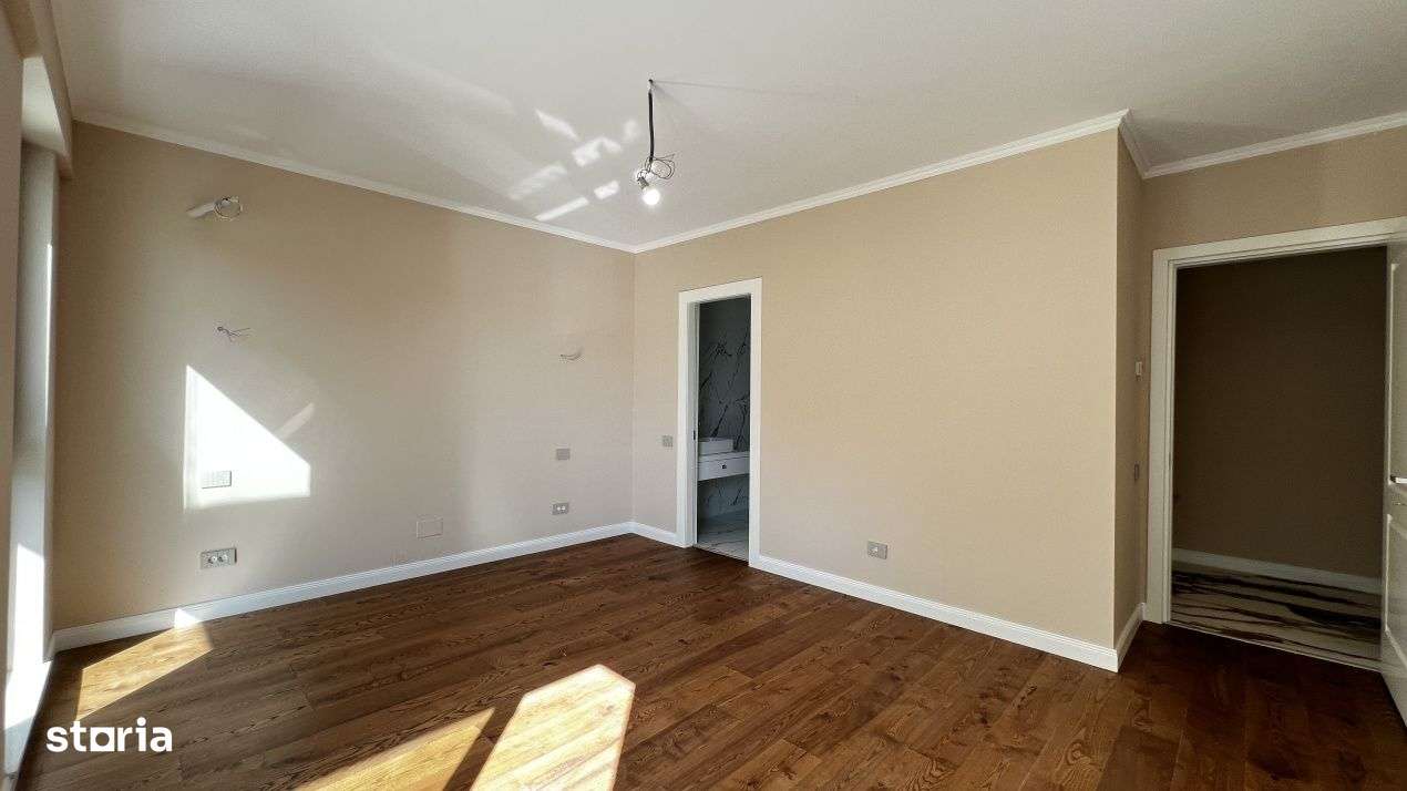 Unirii, 4 camere cu  2 parcari-5