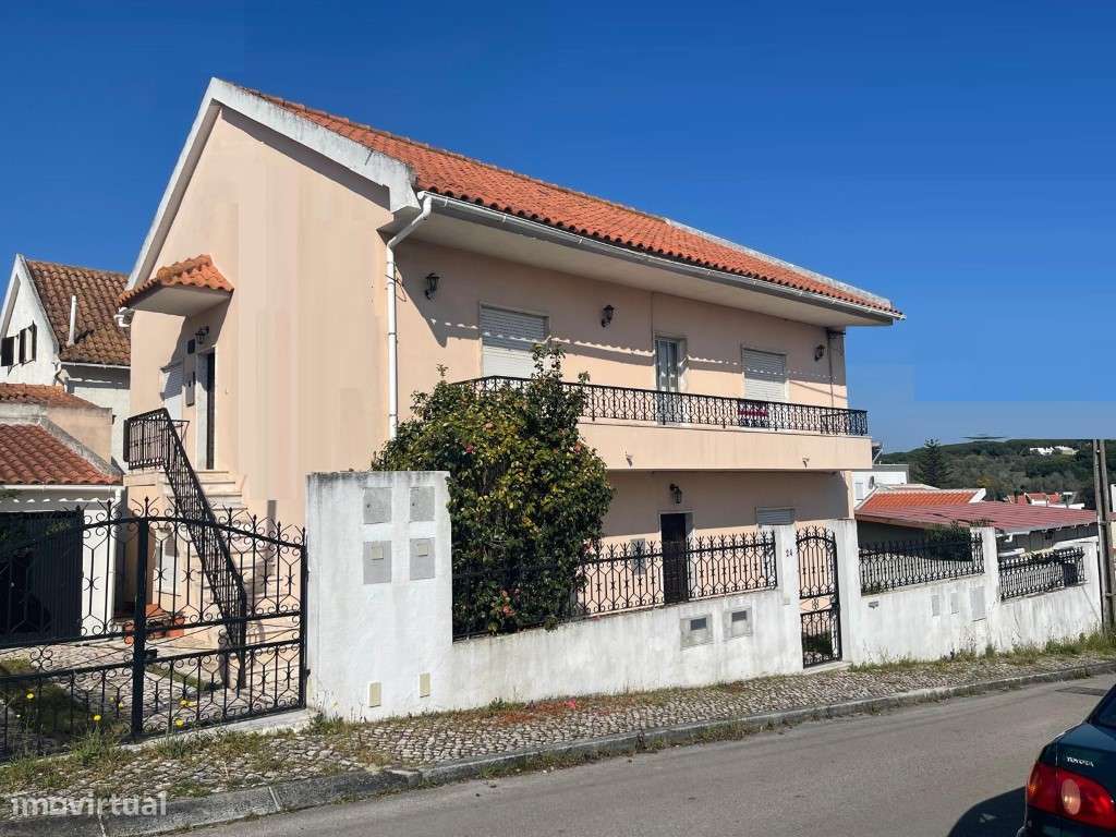 Moradia com 6 divisões - Grande imagem: 2/21