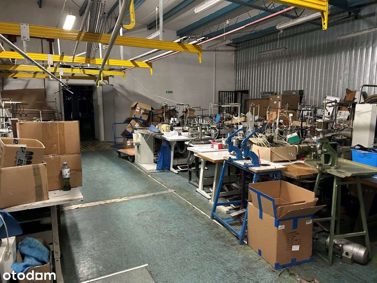 Hala produkcyjna magazynowa zagospodarowana-17