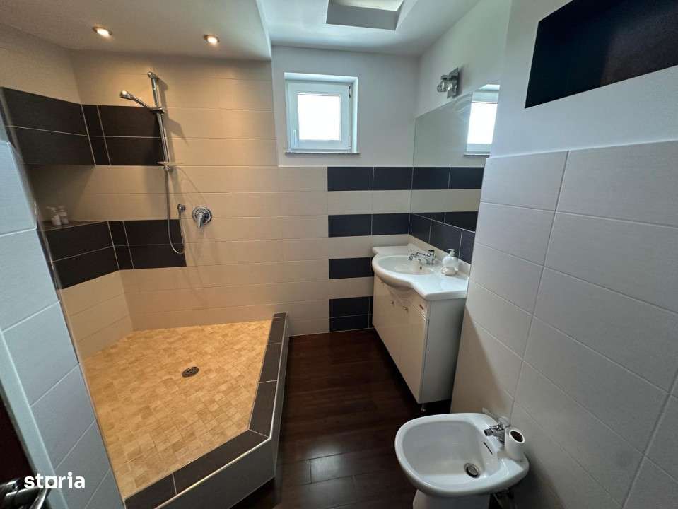 Vanzare - Apartament 4 camere pe 2 nivele, 111 mp utili, etaj 2 - Imagine principală: 5/13