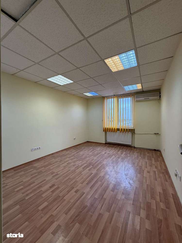 Apartament cu 4 camere in zona Piata Victoriei-Iancu de Hunedoara-0