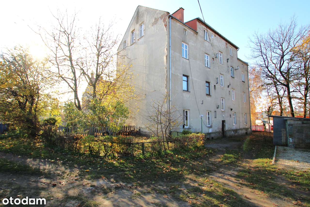 Mieszkanie 5-pokojowe z ogródkiem przy budynku MEDIA MIEJSKIE-18