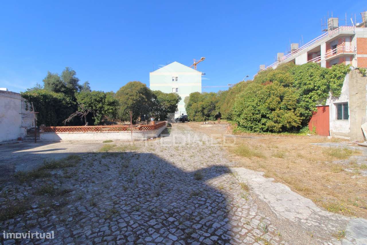 Terreno urbano em área de construção - Montijo - Grande imagem: 4/8