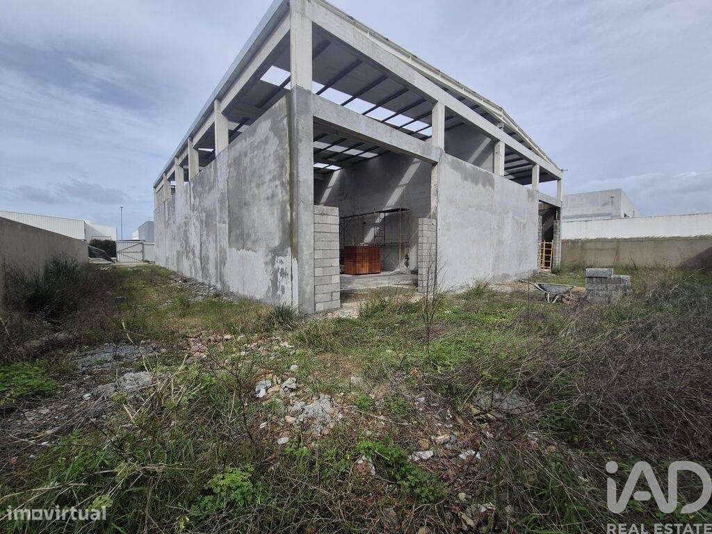 Hangar em Seixal, Arrentela e Aldeia de Paio Pires de 297,00 m2 - Grande imagem: 4/10