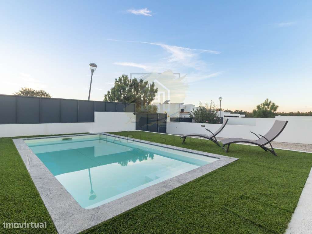 Moradia T3 Exclusiva | Rua João Chagas 23, Sesimbra (2970) | Habies...-13