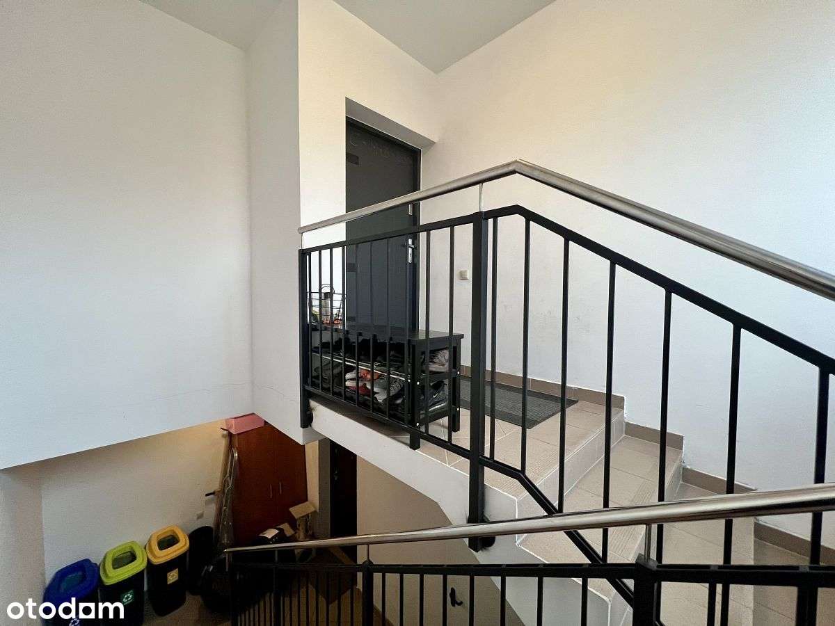 4 Pokoje/Garaż/Taras/Ogródek/Mierzyn/2011r-12