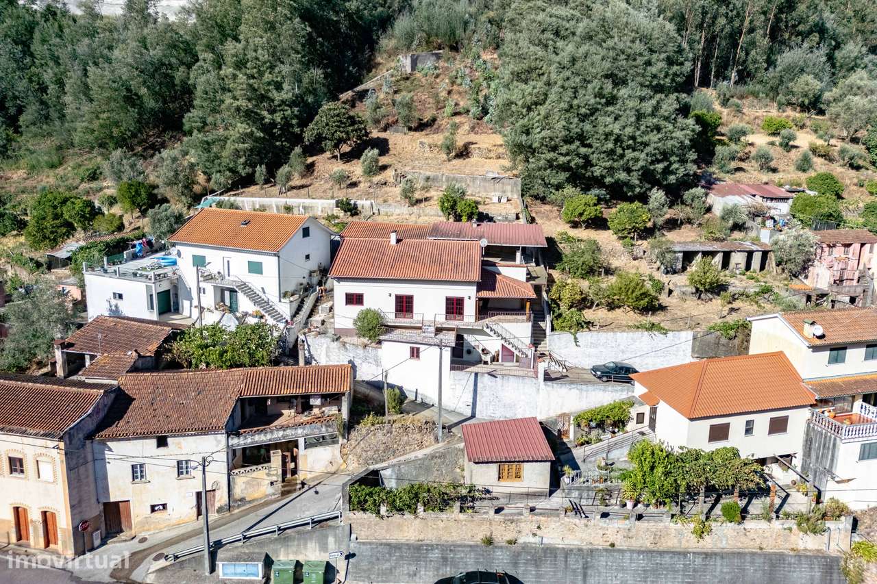 Moradia T3+1  |  Casal de Santo Amaro, Penacova-23