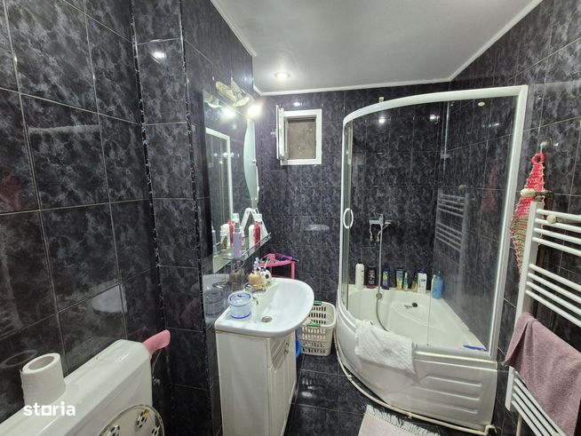 Apartament spațios de 2 camere, decomandat zona Alfa Arad – comision 0-5