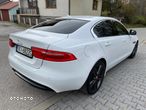 Jaguar XE - 15