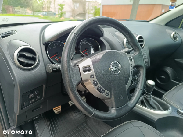 Nissan Qashqai 1.6 DCi ALL-MODE 4x4i N-Connecta - 23