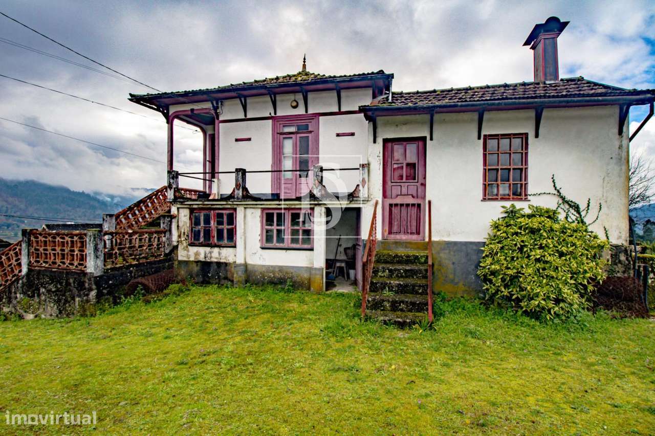 Moradia T3 em Fridão, Amarante-49