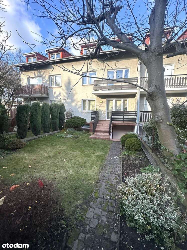 Dom, 140,20 m², Częstochowa-0