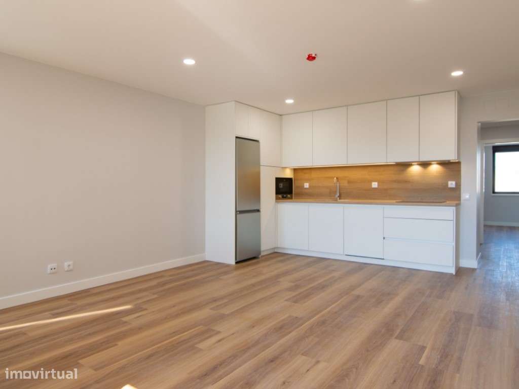 Escritório Totalmente Remodelado e Equipado - Grande imagem: 2/19