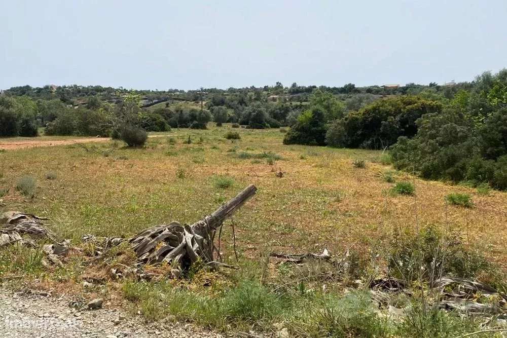 Terreno Misto Rustico/Urbano com ruinas a venda em distrito-Faro - Grande imagem: 4/4
