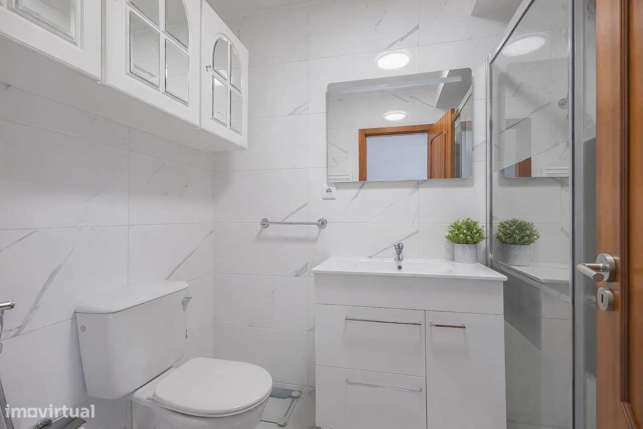 Apartamento T3 Totalmente Renovado em Gueifães – Excelente...-22