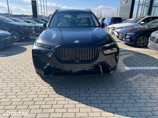 BMW X7 xDrive40i AT MHEV - 13