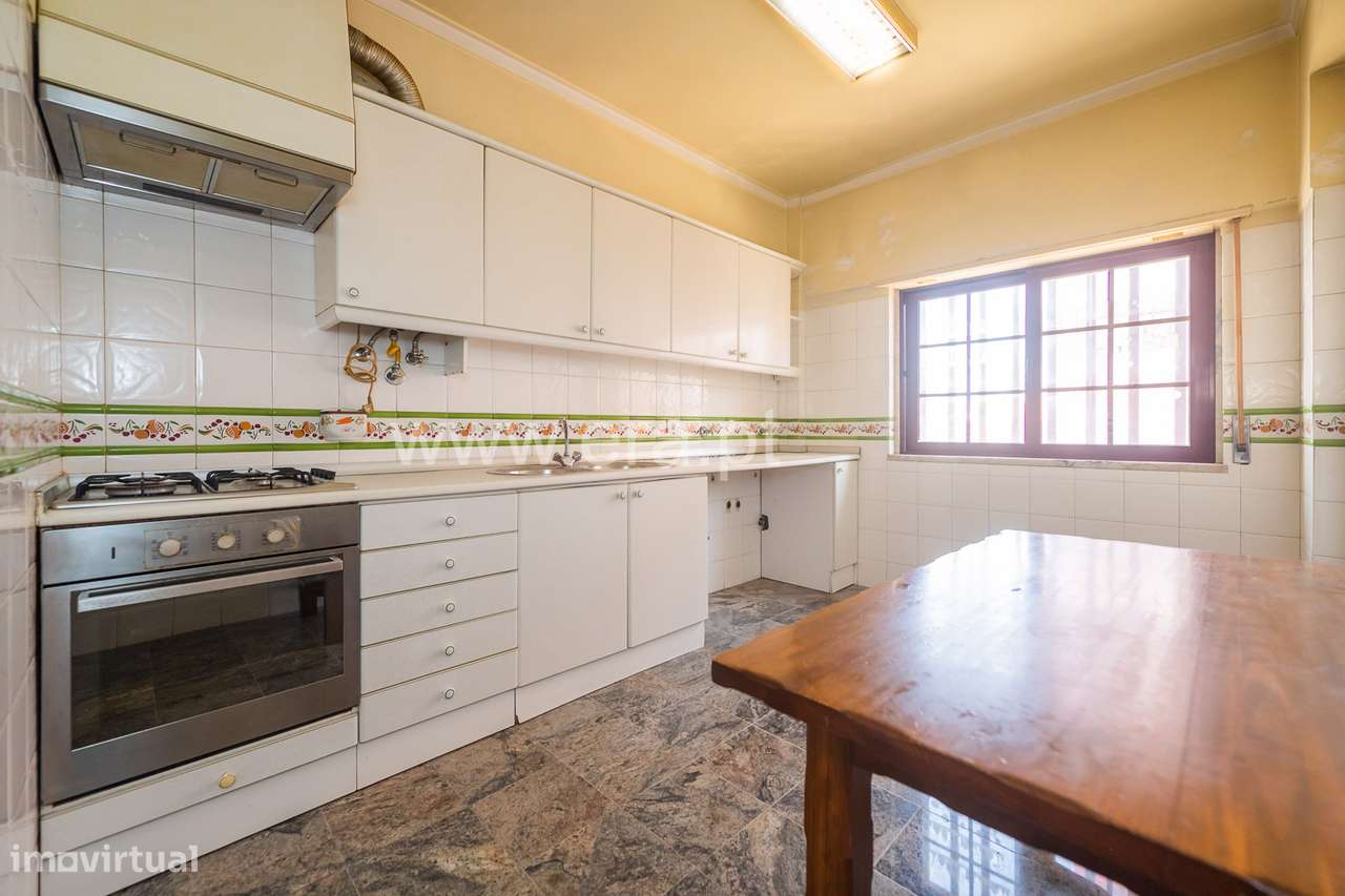 Apartamento T3 no Casal do Chapim-8