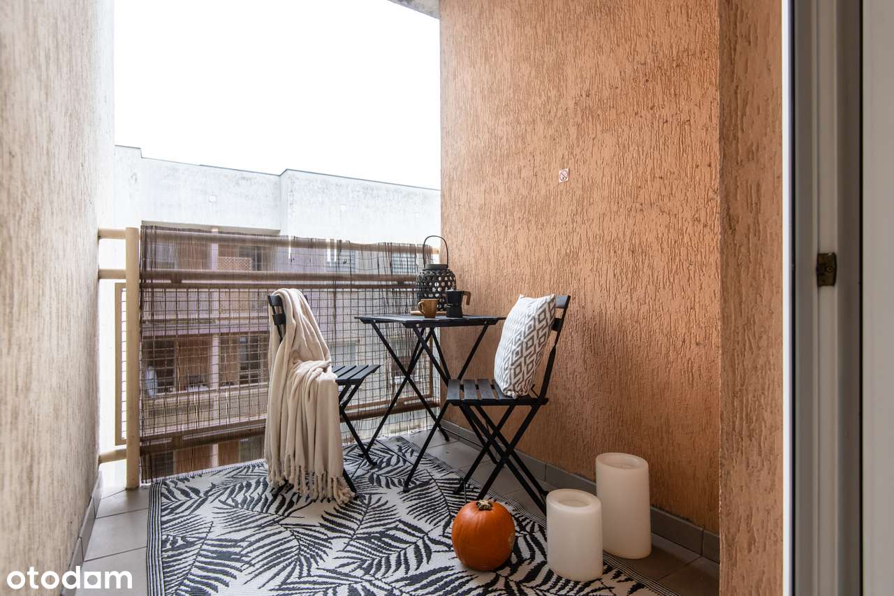 Kawalerka z aneksem sypialnianym i balkonem 35 m2 – przy Malcie-14