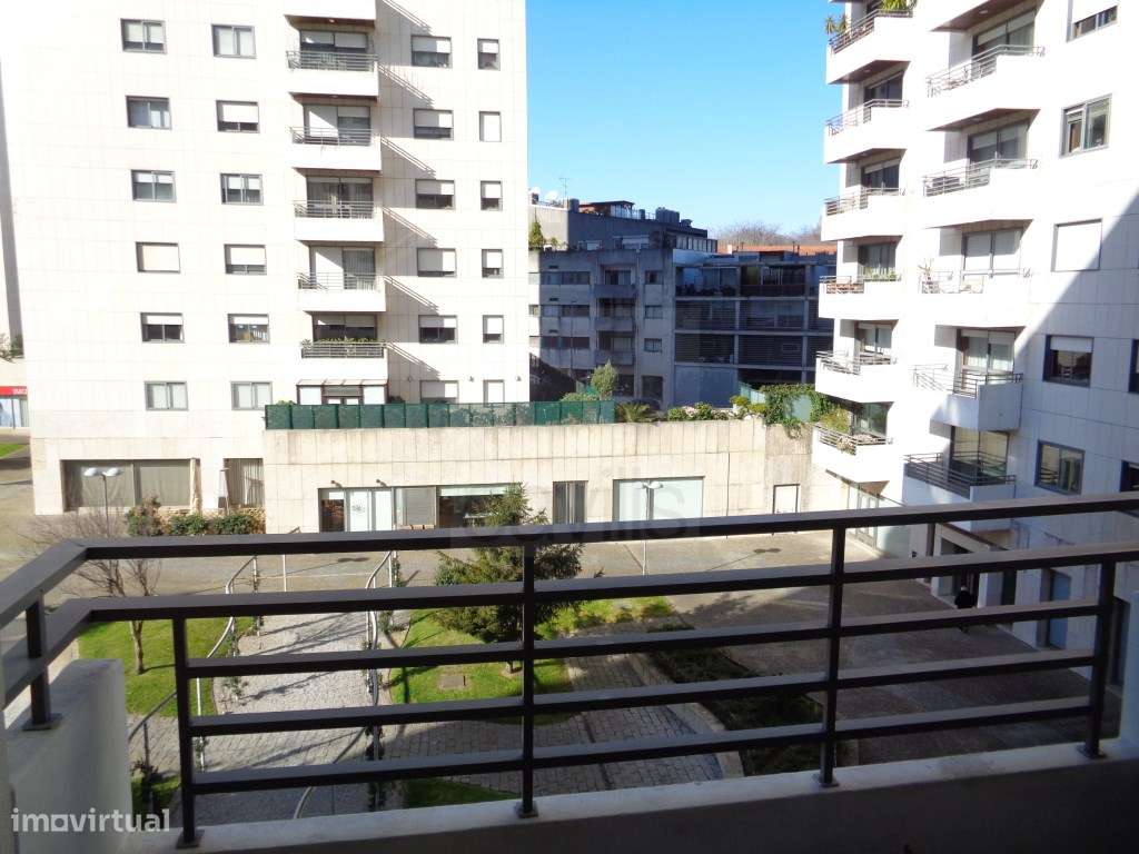 Apartamento T3+1 Pinheiro Manso , Porto - Grande imagem: 4/15