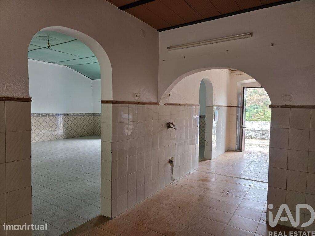 Loja / Estabelecimento Comercial em Santana de Cambas de 103,00 m2 - Grande imagem: 5/10