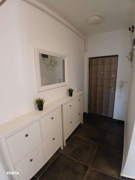 Vand apartament 2 camere