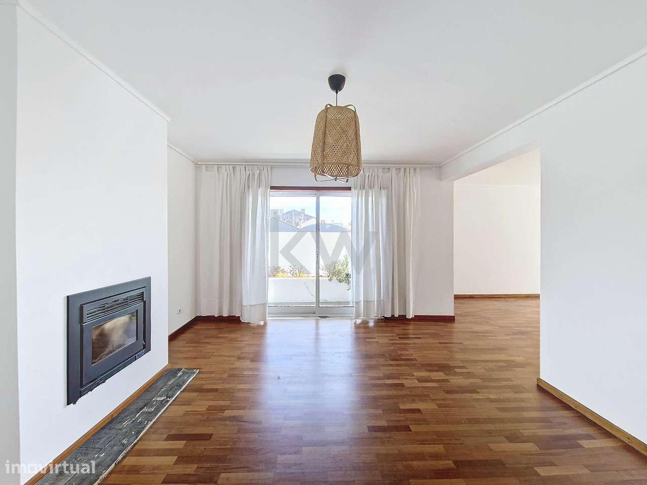 Moradia com 6 quartos, piscina aquecida, anexo e terreno com 2500m2 em-7