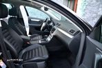 Volkswagen Passat Variant 2.0 TDI 4Motion BlueMotion Technology Highline DSG - 13