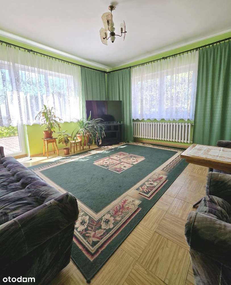 Dom pod miastem 5 pokoi 3 garaże  ogród i sad-9