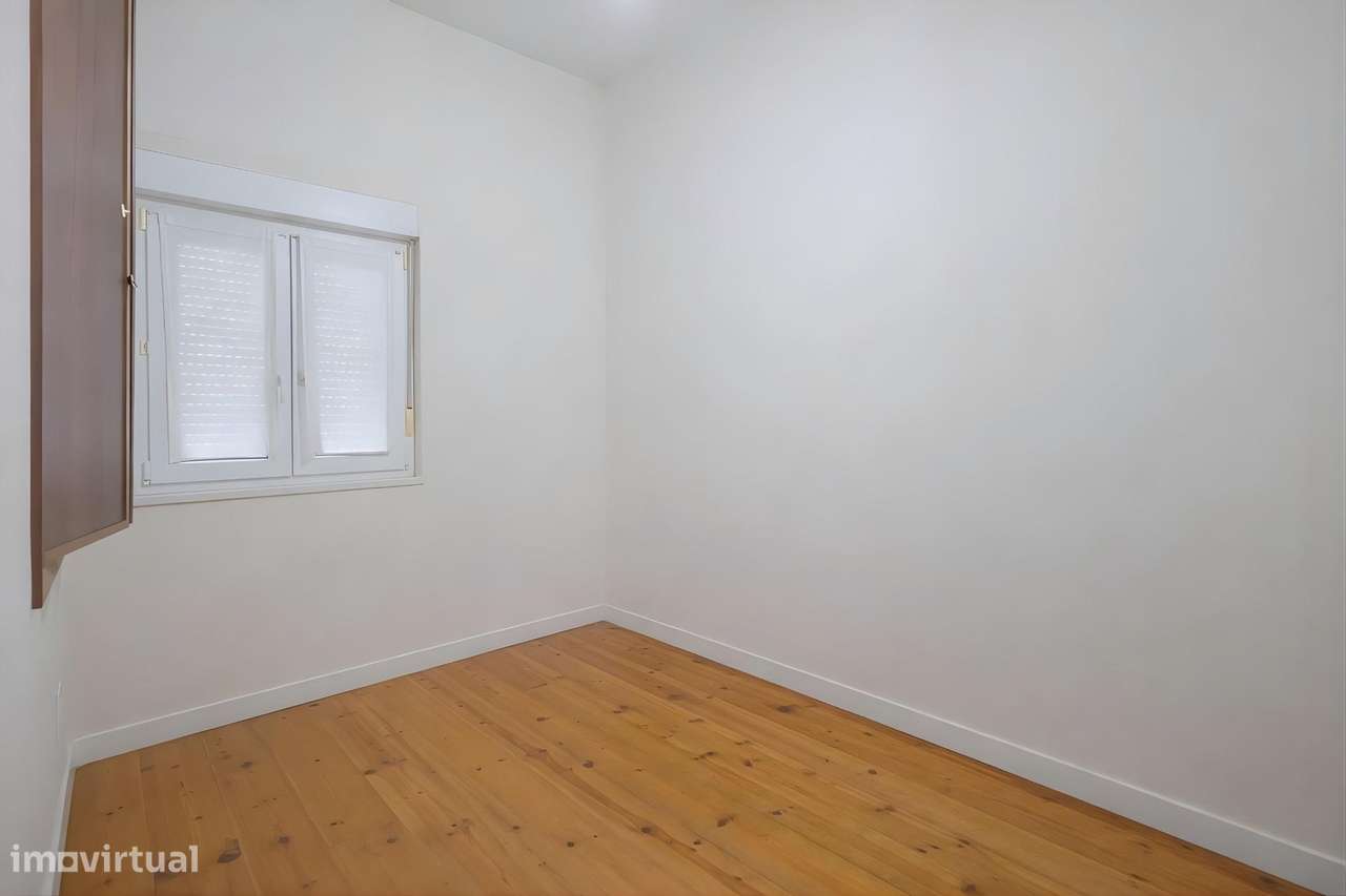 Moradia T8 na Póvoa do Varzim | Oportunidade de Investimento com...-7