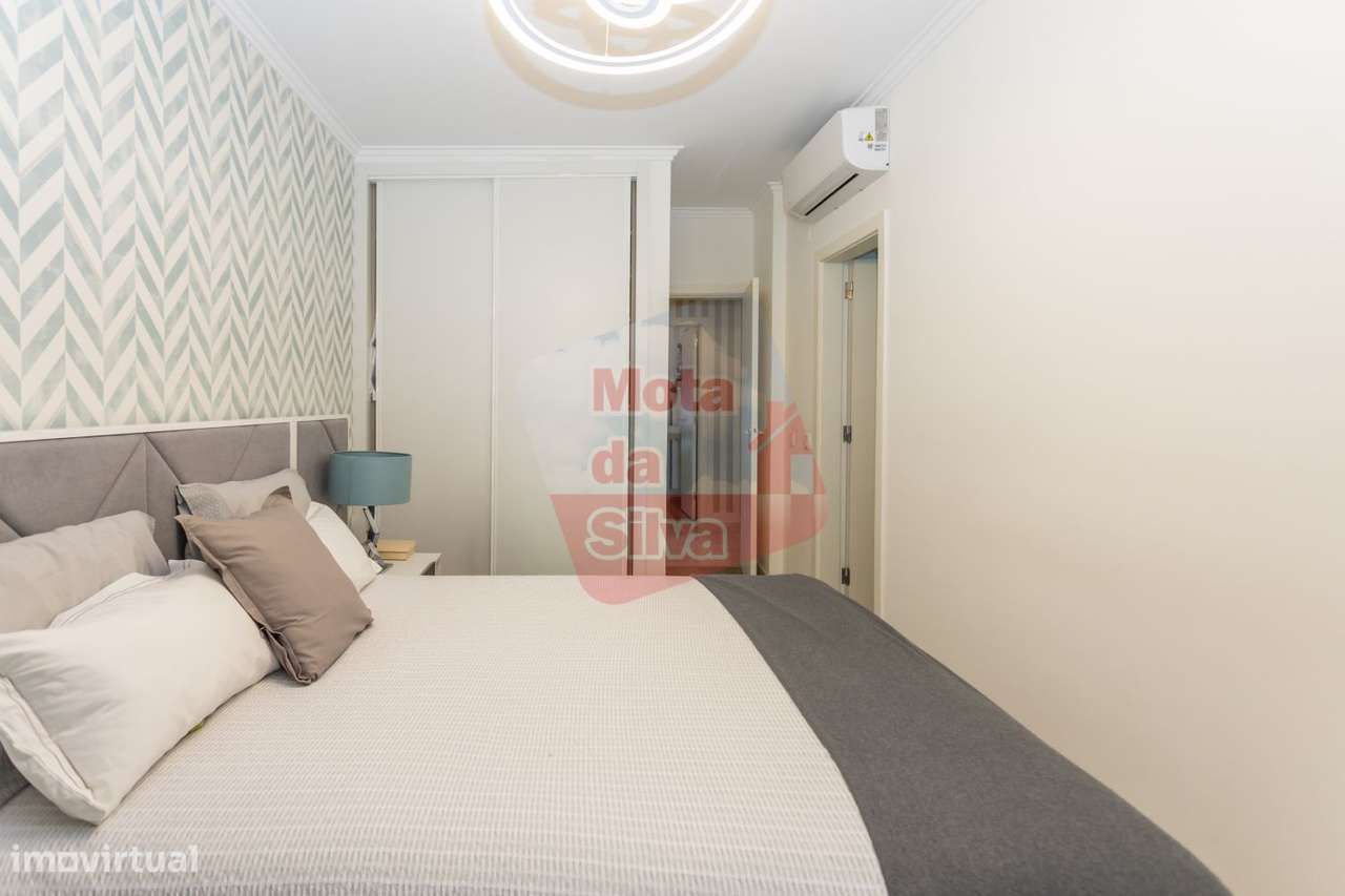 Excelente apartamento T2 em Vale Flores - Feijó-12