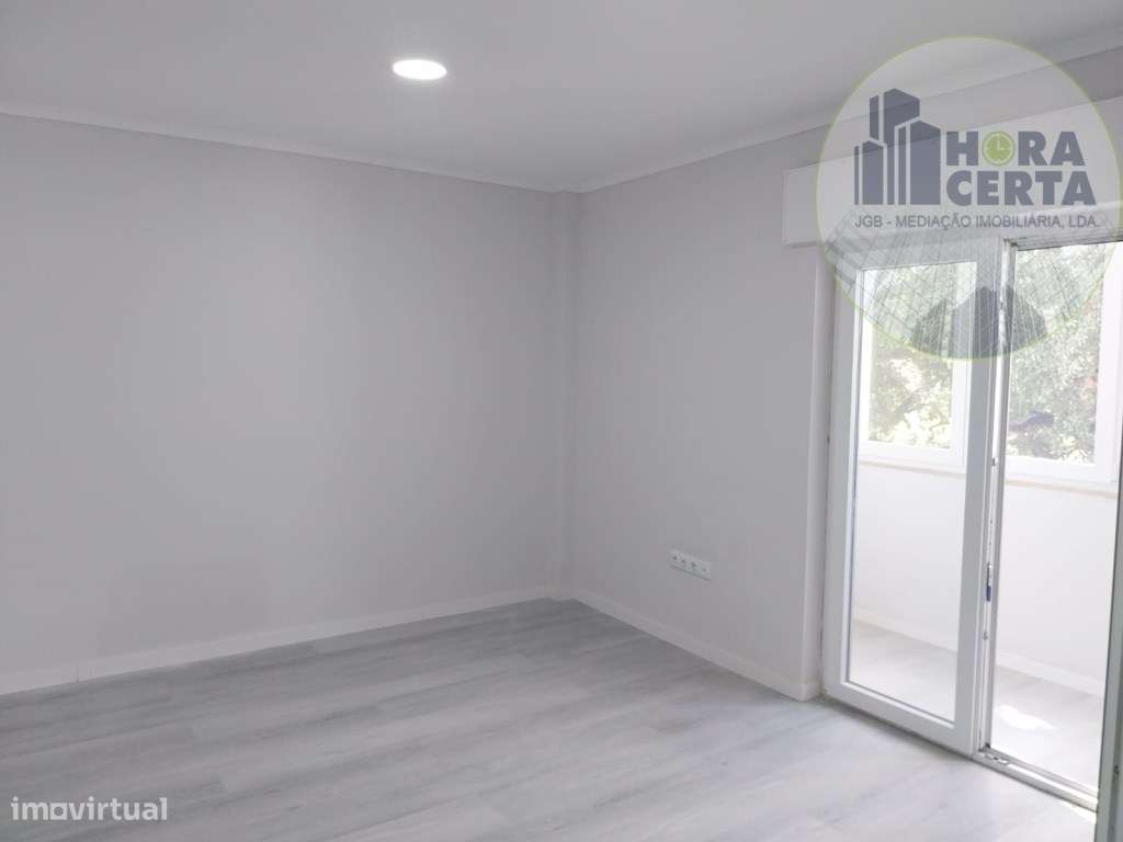 Apartamento T2 em Setúbal!-13