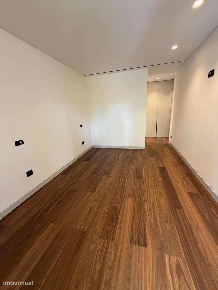 Moradia Luxo T6 Miramar Praia Gaia Piscina 5 Suites Golfe de Miramar-33