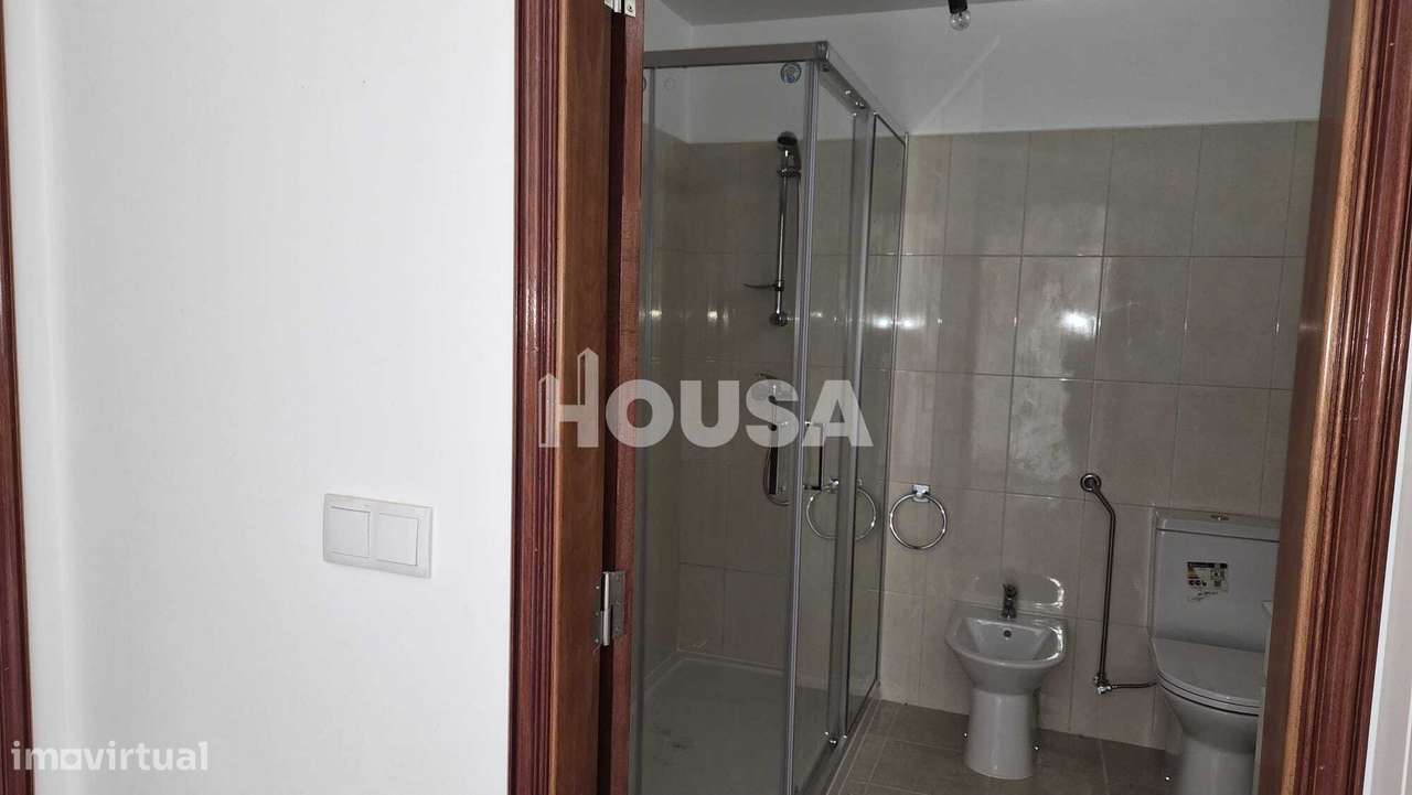 Moradia T3 Renovada | Azoia – Leiria-12