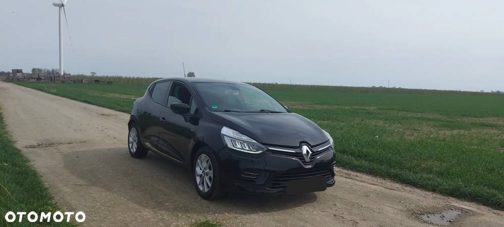 Renault Clio 1.2 16V Limited EU6 - 15