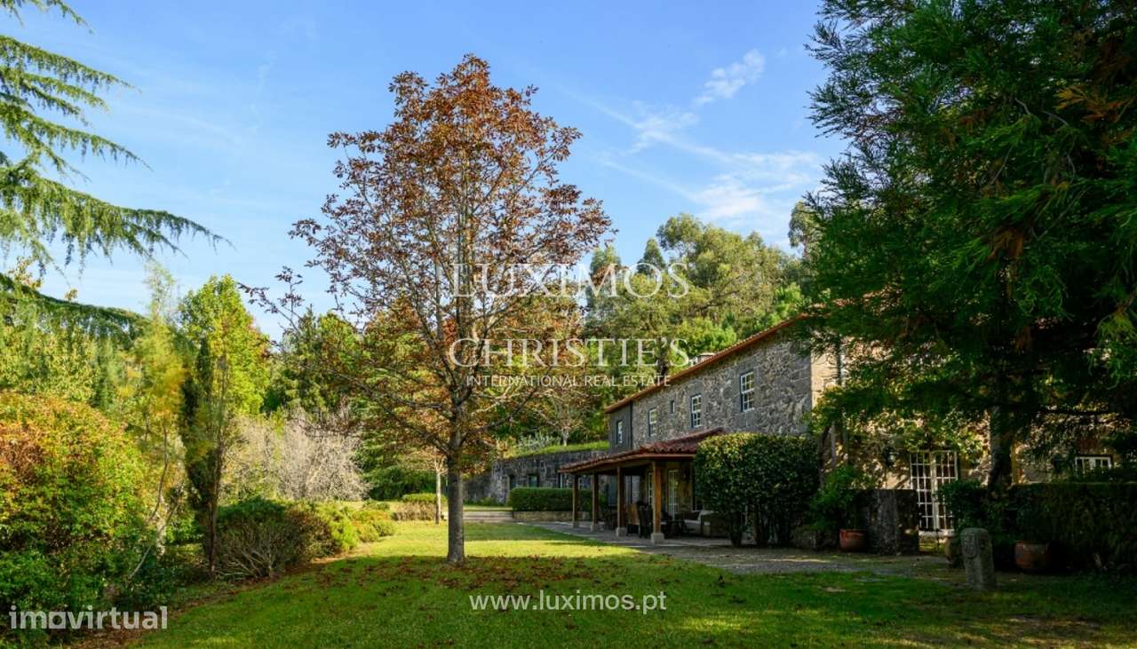 Quinta da Mata com duas casas e piscina para venda em Ponte de Lima - Grande imagem: 2/25