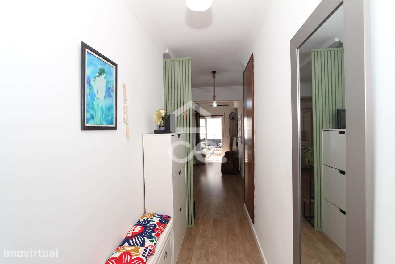 Apartamento T2 com terraço, vista mar e lugar de garagem em Armação de-10